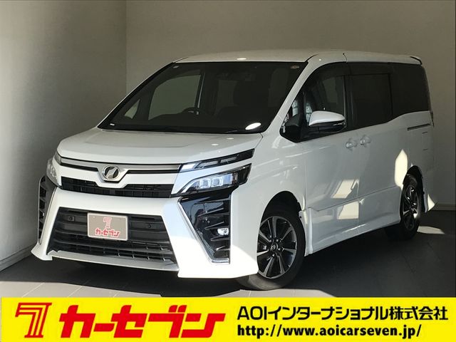 TOYOTA / VOXY