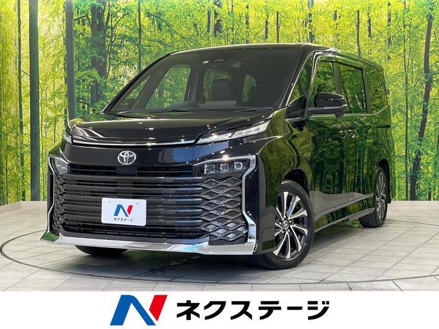 TOYOTA / VOXY
