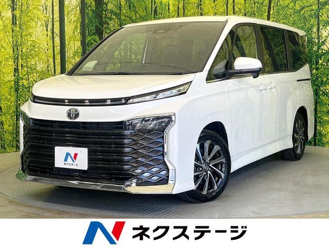 TOYOTA / VOXY