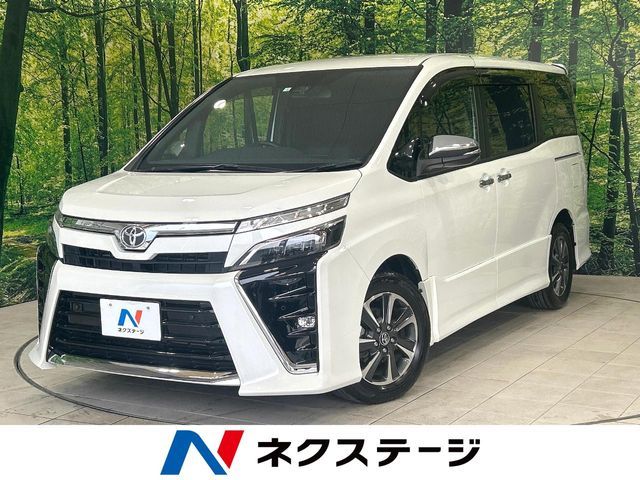 TOYOTA / VOXY