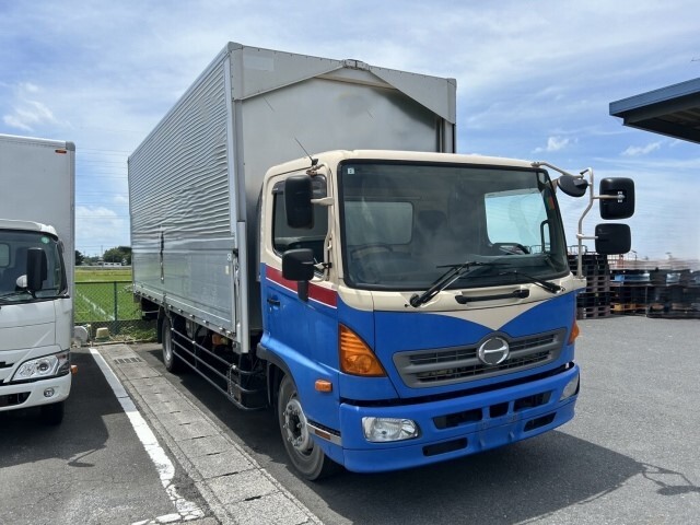 Hino / RANGER