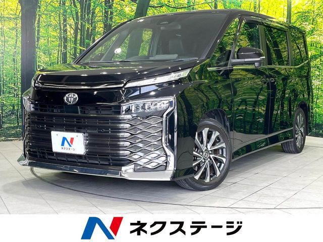 TOYOTA / VOXY