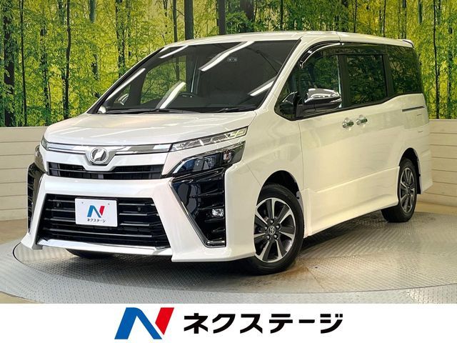TOYOTA / VOXY