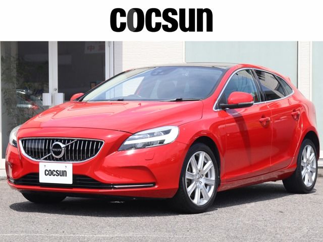 VOLVO / VOLVO V40