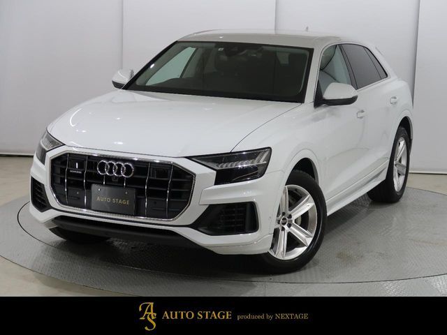 AUDI / AUDI Q8