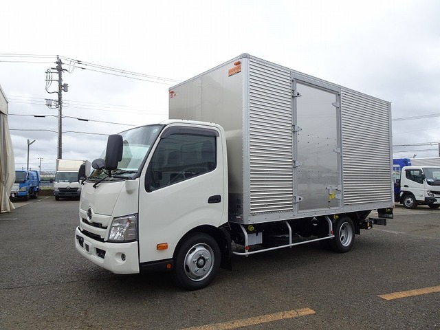 Hino / DUTRO