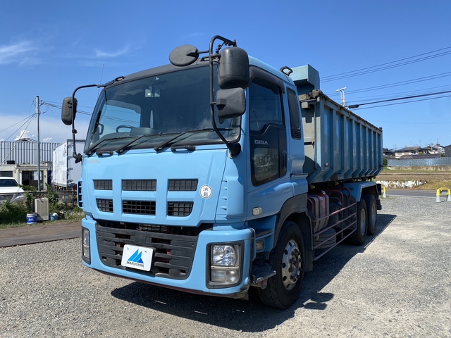 Isuzu / GIGA