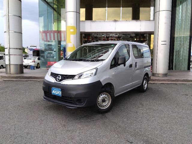 NISSAN / NV200 VANETTE van 4WD