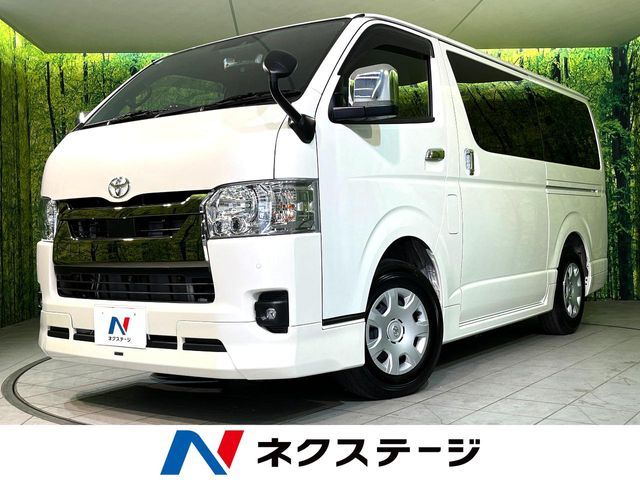 TOYOTA / HIACE van 4WD