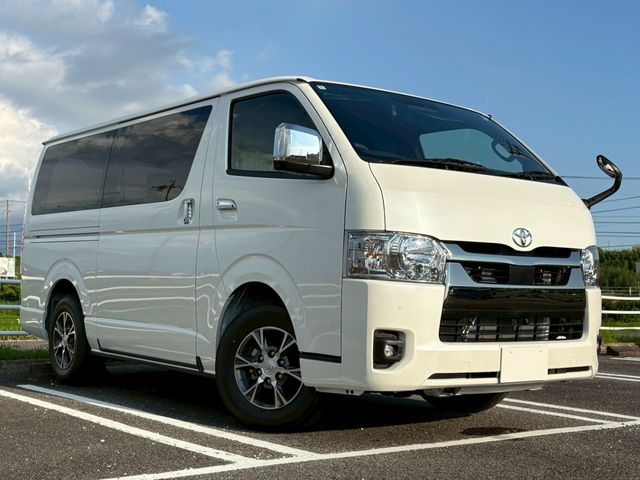 TOYOTA / HIACE van 2WD
