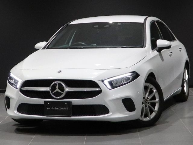 MERCEDES BENZ / MERCEDES BENZ A class sedan