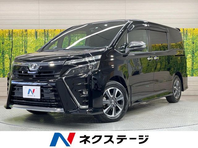 TOYOTA / VOXY
