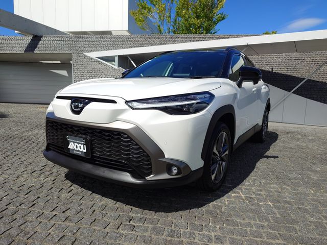 TOYOTA / COROLLA CROSS HYBRID