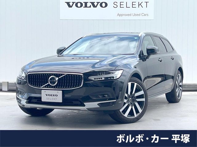 VOLVO / VOLVO V90