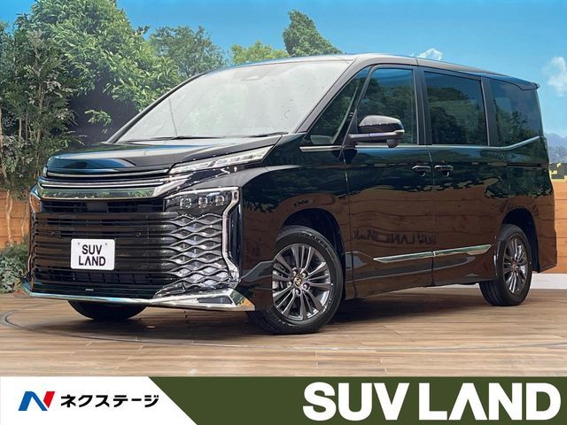 TOYOTA / VOXY HYBRID 4WD