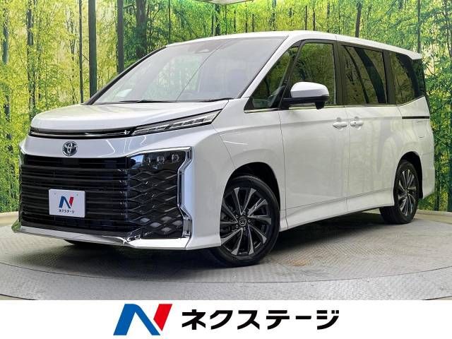 TOYOTA / VOXY HYBRID