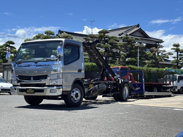 MITSUBISHI / CANTER