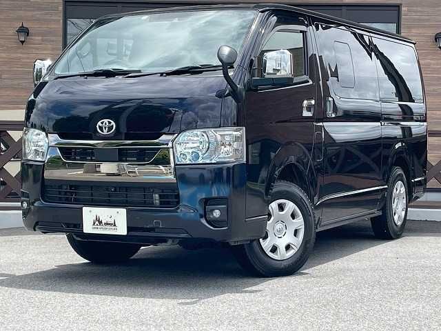 TOYOTA / HIACE van 4WD