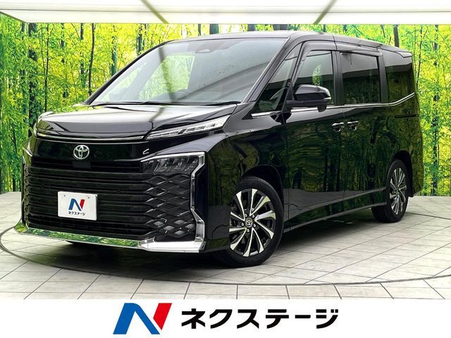 TOYOTA / VOXY