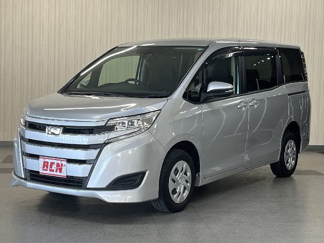 TOYOTA / NOAH