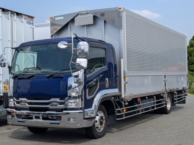 UD Trucks / CONDOR