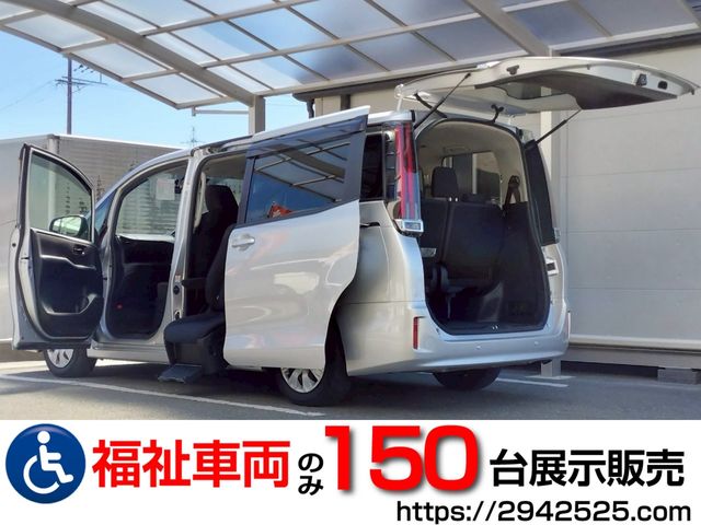 TOYOTA / NOAH
