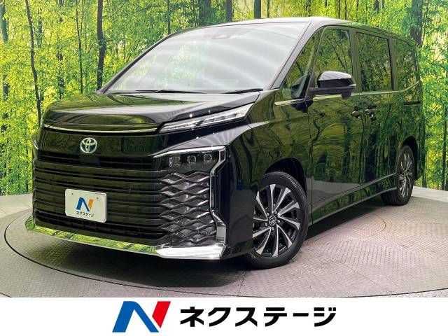 TOYOTA / VOXY HYBRID