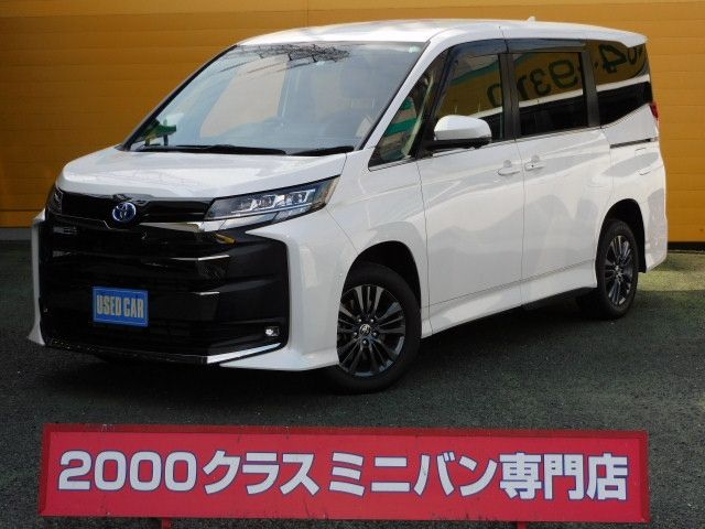 TOYOTA / NOAH HYBRID 4WD