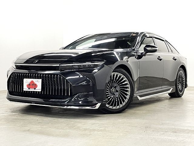TOYOTA / CROWN sedan hybrid