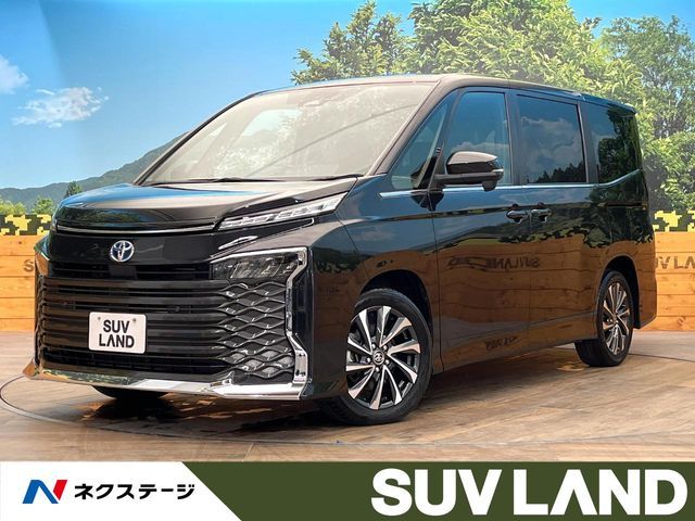 TOYOTA / VOXY HYBRID