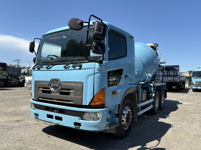 Hino / PROFIA