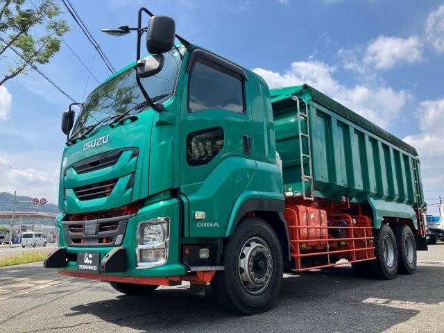 Isuzu / GIGA
