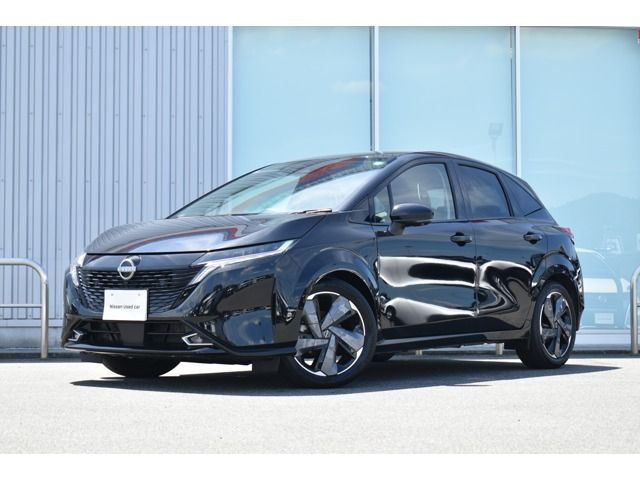 NISSAN / AURA