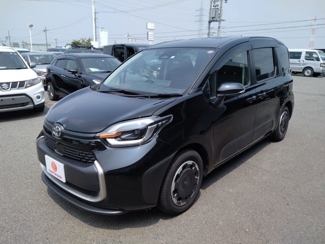 TOYOTA / SIENTA HYBRID
