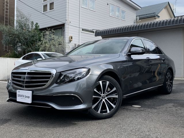 MERCEDES BENZ / MERCEDES BENZ E class sedan