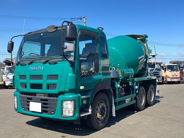 Isuzu / GIGA