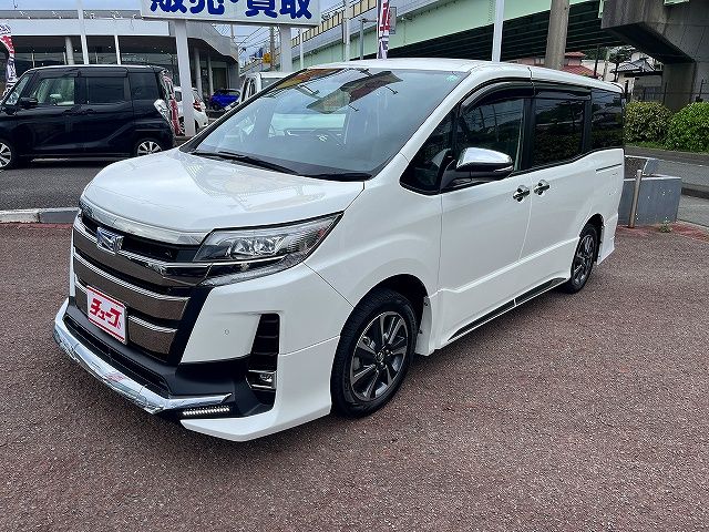 TOYOTA / NOAH HYBRID