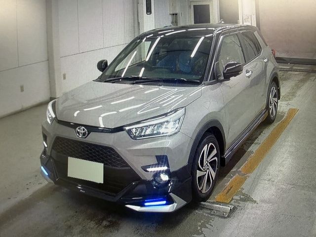TOYOTA / RAIZE