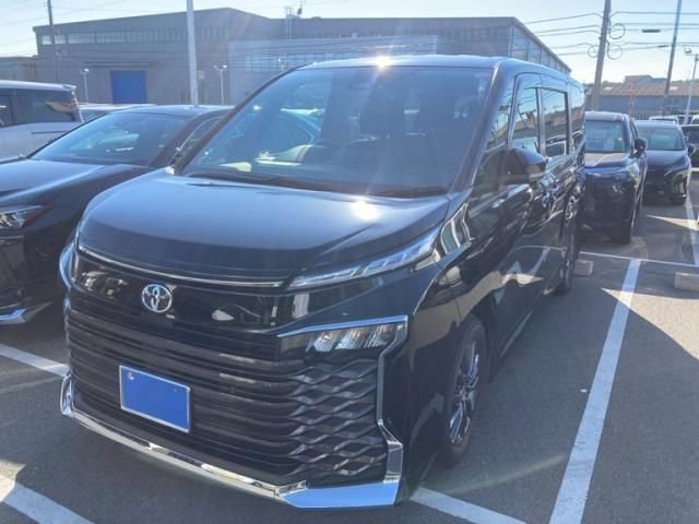 TOYOTA / VOXY