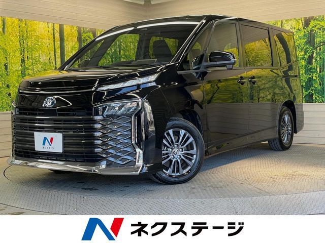 TOYOTA / VOXY HYBRID