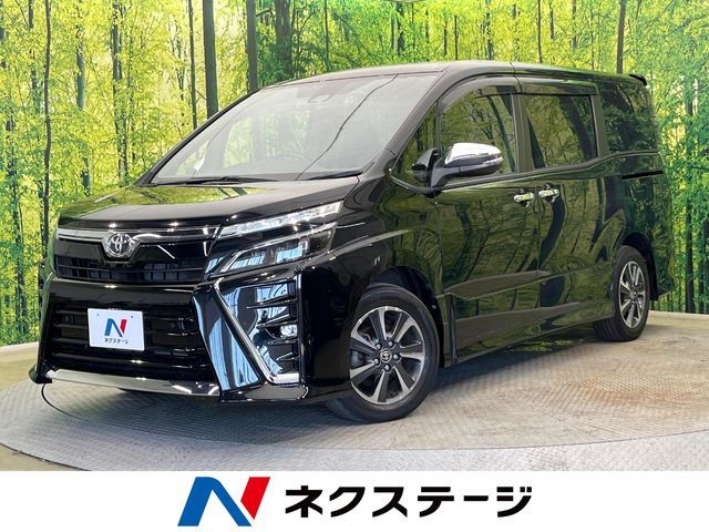 TOYOTA / VOXY