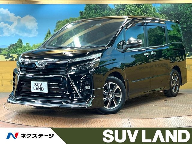 TOYOTA / VOXY