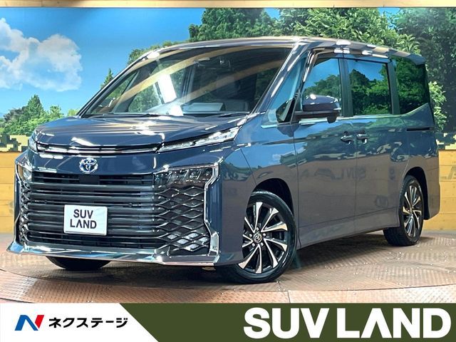TOYOTA / VOXY HYBRID