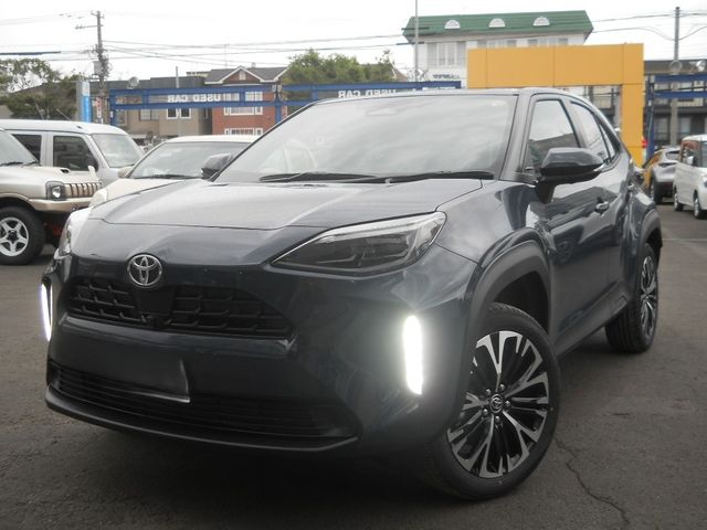 TOYOTA / YARIS CROSS HYBRID