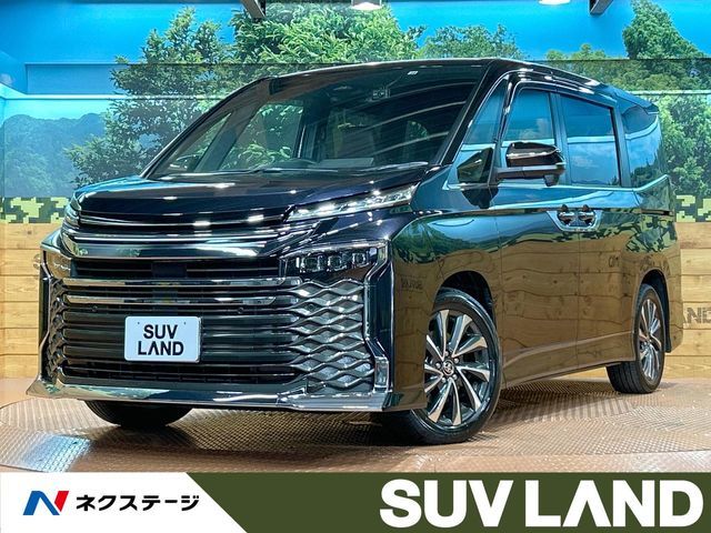 TOYOTA / VOXY