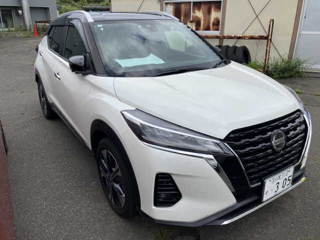 NISSAN / KICKS