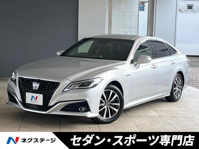 TOYOTA / CROWN sedan hybrid