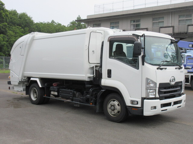 UD Trucks / CONDOR