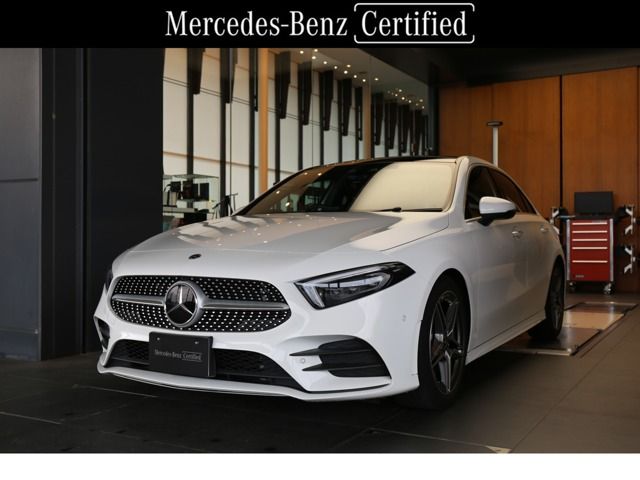 MERCEDES BENZ / MERCEDES BENZ A class sedan