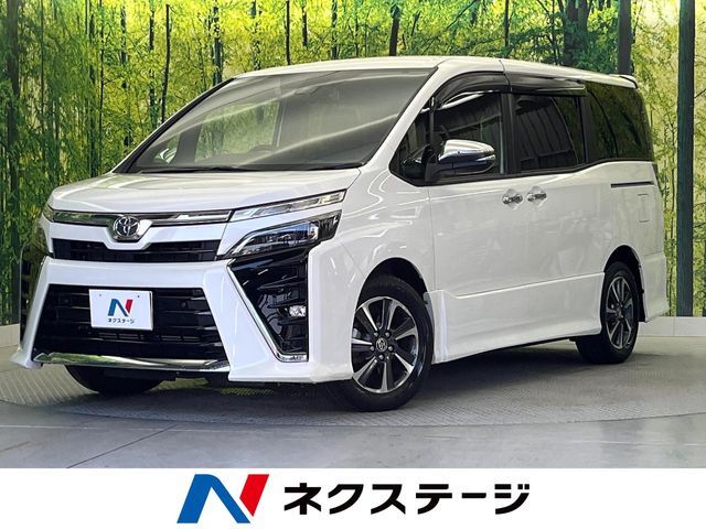 TOYOTA / VOXY